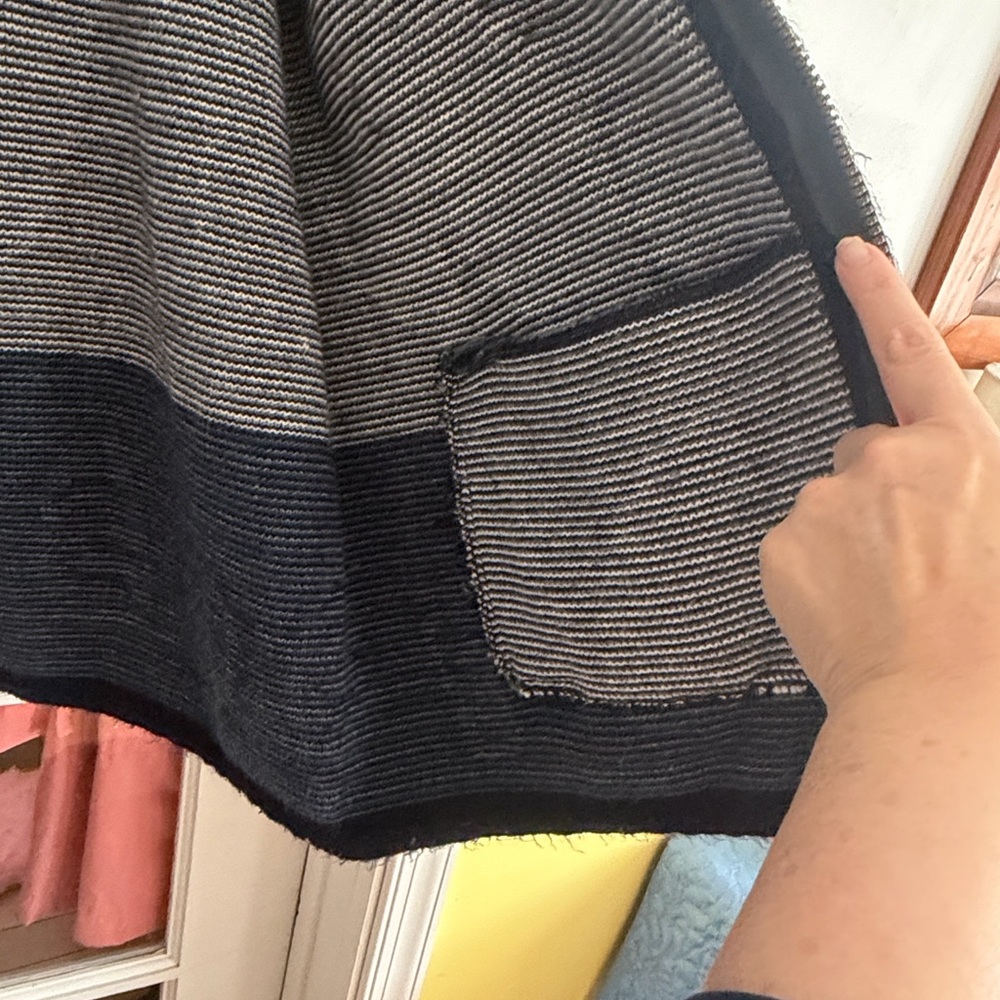 Tejidos Ruminahui Panda Sweater - Picture 4 of 12
